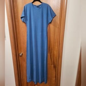 Floor length ribbed scoop neck dress womens small